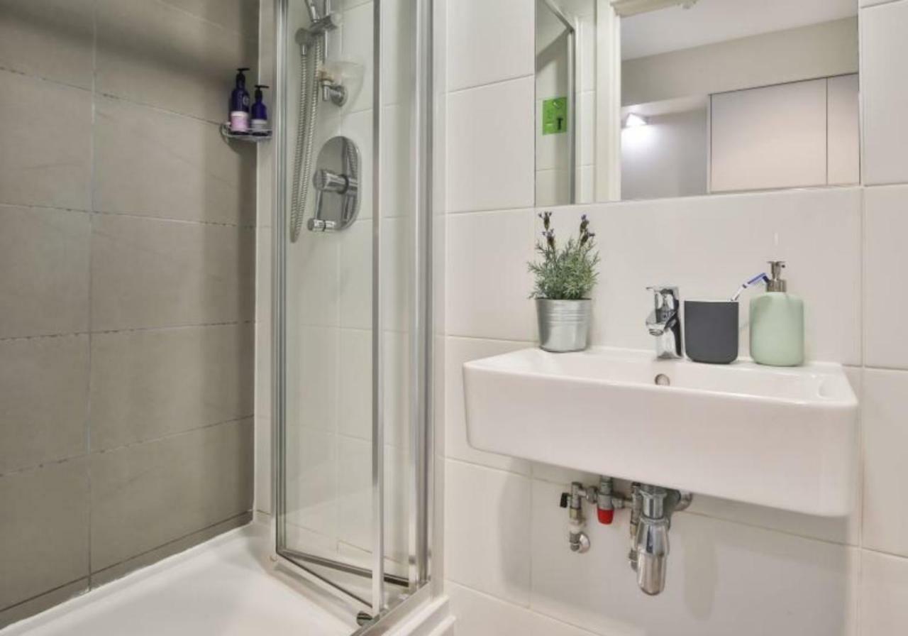 Hashtag South Bank Campus Accommodation Лондон Экстерьер фото